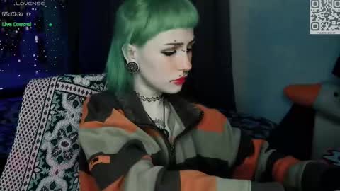 Snapshot of say_mary chatting on March 10, 7:08 pm pronoun she. name Mary. age 21. online show from March 10, 7:08 pm