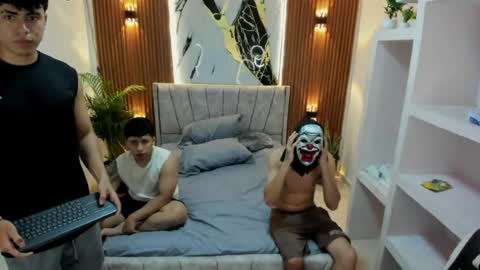 say_tony online show from May 2, 5:34 am