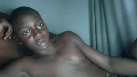 saylich online show from November 24, 4:23 am