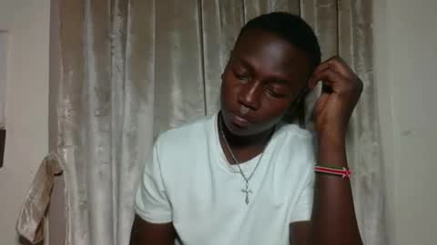 saylich online show from February 26, 4:11 am