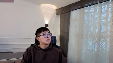 Sayron online show from November 18, 11:58 am