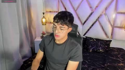 Sayron online show from November 19, 11:43 am