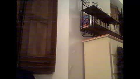 sbrinaiceberg online show from December 10, 6:11 am