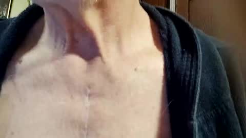 sbrinaiceberg online show from March 4, 4:40 am