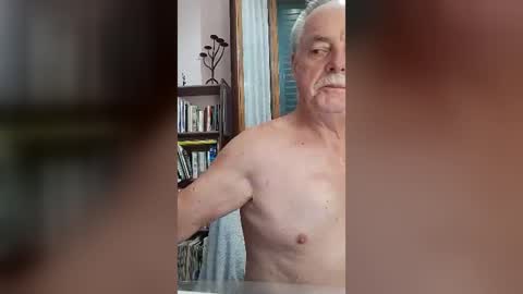 sbrinaiceberg online show from July 17, 3:13 am