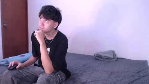 Snapshot of sc_andre chatting on December 15, 8:24 pm Sc andre online show from December 15, 8:24 pm