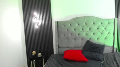 scarbadgirl_ online show from April 25, 3:53 am