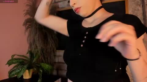 SCARLATTA DESIRE online show from June 18, 3:18 am
