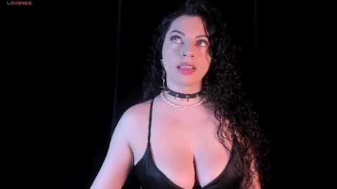 Snapshot of scarlattaa_desire chatting on July 10, 3:55 am SCARLATTA DESIRE online show from July 10, 3:55 am