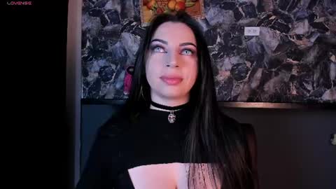 Snapshot of scarlattaa_desire chatting on July 15, 3:23 am SCARLATTA DESIRE online show from July 15, 3:23 am