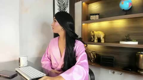 Snapshot of scarleett22 chatting on June 27, 8:03 pm Scarleet online show from June 27, 8:03 pm