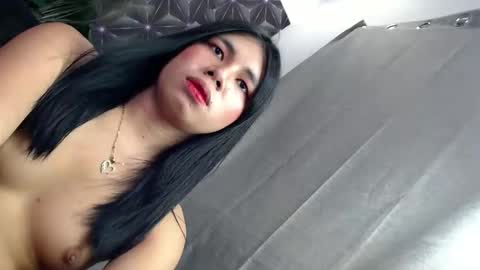 Snapshot of scarlet_111 chatting on May 4, 11:34 pm scarlet_111 online show from May 4, 11:34 pm