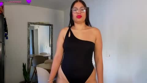 Scarlet online show from May 28, 12:35 pm