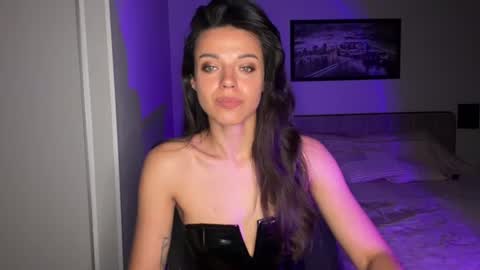 Sophie online show from July 28, 7:04 am