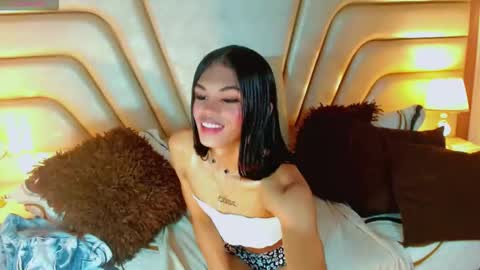 scarlet_fantasyts online show from March 6, 1:29 pm