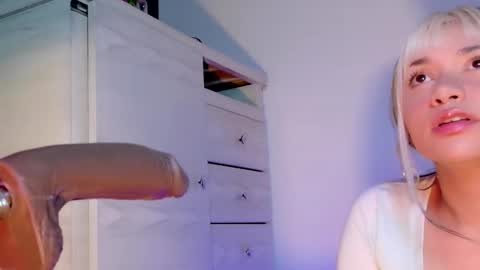 scarlet_gold online show from February 27, 2:44 am