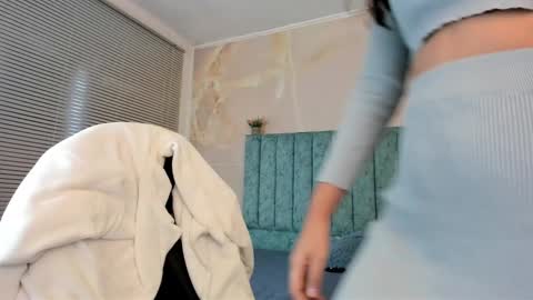 Snapshot of scarlet_rose__ chatting on March 3, 11:44 am Scarlet online show from March 3, 11:44 am