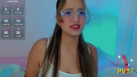 Snapshot of scarlet_rose__ chatting on September 11, 4:12 am Scarlet online show from September 11, 4:12 am