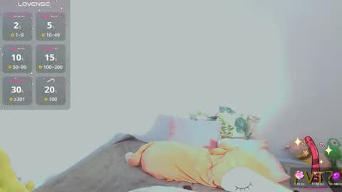 Snapshot of scarlet_rose__ chatting on October 29, 8:10 pm Scarlet online show from October 29, 8:10 pm