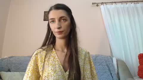 Snapshot of scarlet_rosse chatting on June 19, 1:04 pm Scarlet online show from June 19, 1:04 pm