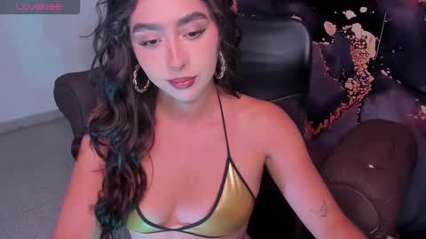 Snapshot of scarlet_villamizar chatting on November 19, 3:39 am SCARLET online show from November 19, 3:39 am