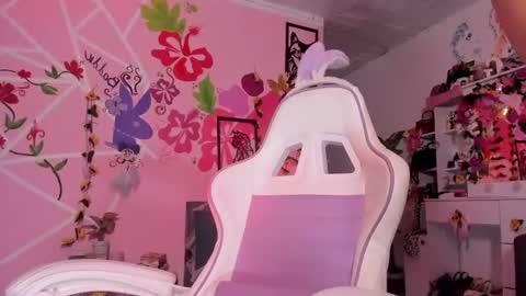 SCARLET online show from June 25, 5:12 am