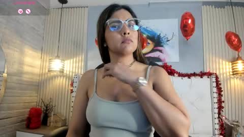 Scarlet online show from February 17, 3:03 am