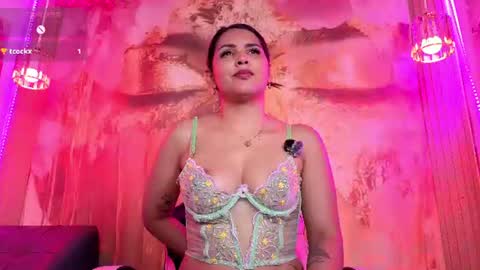 Snapshot of scarletbaker__ chatting on July 27, 10:39 pm Scarlet online show from July 27, 10:39 pm