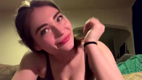 scarletbean online show from March 23, 1:26 pm