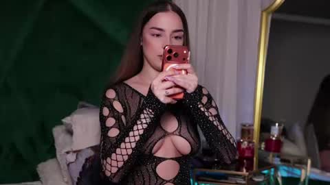 scarletcolesx online show from June 17, 10:00 pm