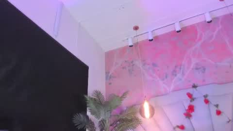 Scarlet Dayana online show from June 18, 12:09 pm