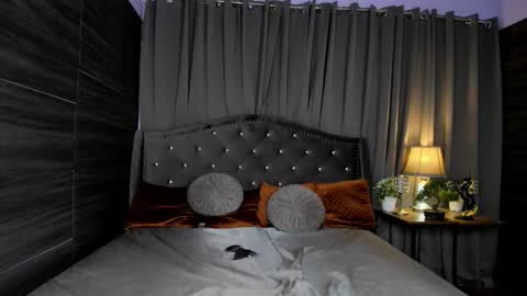 ur sweetest scarlet online show from February 3, 9:29 pm