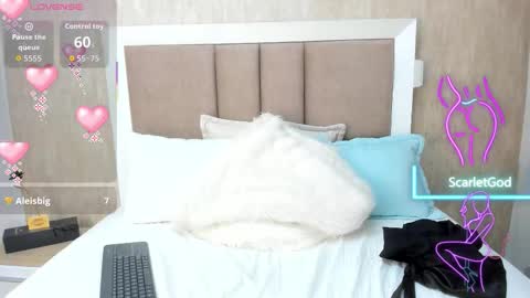 Snapshot of scarletgodd chatting on November 13, 12:09 am Scarlet online show from November 13, 12:09 am