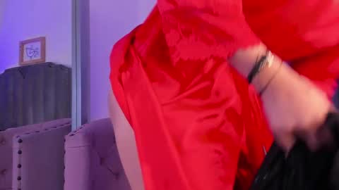              online show from December 26, 2:37 pm