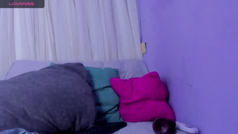 Snapshot of scarleth_blonde chatting on January 6, 1:42 am SCARLETH online show from January 6, 1:42 am