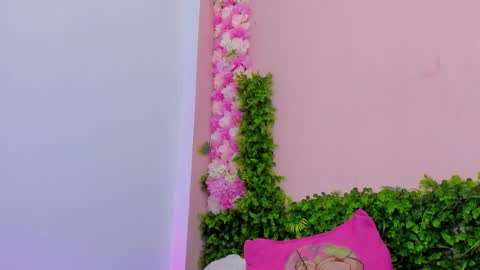 Snapshot of scarleth_blonde chatting on February 26, 2:04 am SCARLETH online show from February 26, 2:04 am