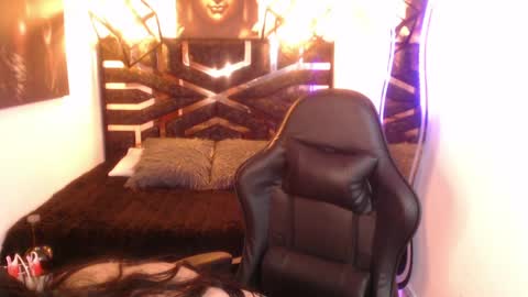 Scarleth online show from May 6, 3:13 am