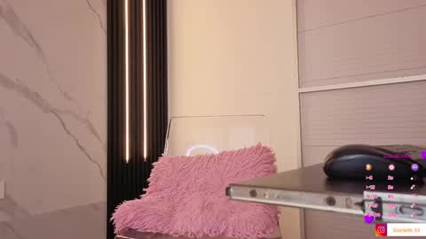 Snapshot of scarleth_red_ chatting on October 7, 5:21 pm I am Scarleth Check mi profile online show from October 7, 5:21 pm