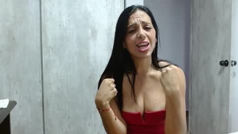  Scarleth  online show from January 9, 9:05 pm