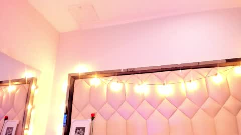 scarlethbigbug online show from February 25, 11:42 am