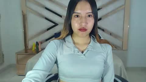 scarletmoonrs online show from May 22, 12:55 pm
