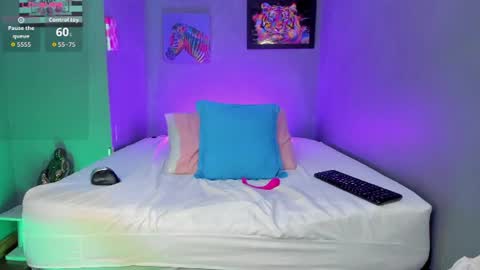 Carolina online show from June 11, 7:12 pm