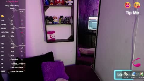 Snapshot of scarletqueen_bj chatting on June 18, 4:02 am scarletqueen_bj online show from June 18, 4:02 am
