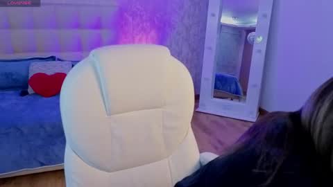 Snapshot of scarlett_079 chatting on June 2, 11:45 am Scarlett online show from June 2, 11:45 am