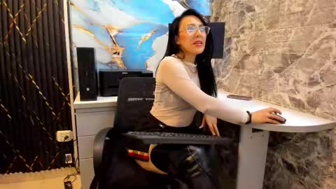 scarlett__14 online show from September 18, 3:19 am