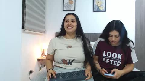 Snapshot of scarlett_brown69 chatting on March 6, 3:03 am Scarlett Brown online show from March 6, 3:03 am