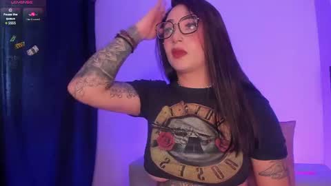 Snapshot of scarlett_collins_ chatting on June 30, 1:56 pm SCARLETT COLLINS online show from June 30, 1:56 pm