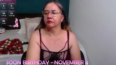 Snapshot of scarlett_duboi1 chatting on November 1, 12:12 am Scarlett online show from November 1, 12:12 am