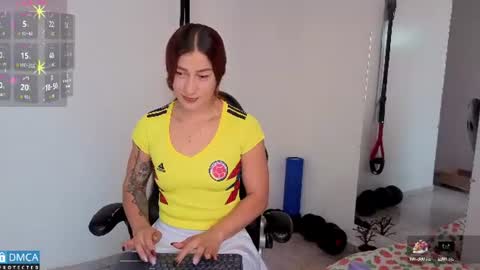 scarlett_fire5 online show from June 17, 6:31 pm