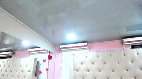 scarlett_leblanc_ online show from July 4, 12:22 pm